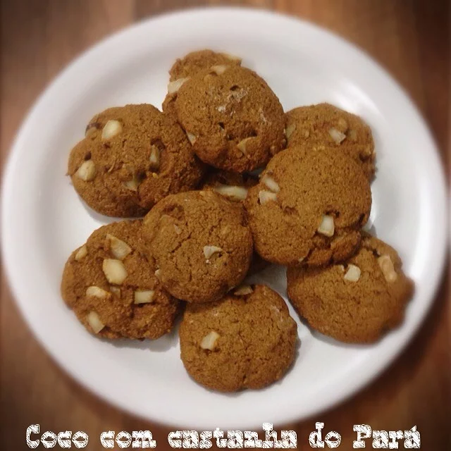 Cookie de coco natural com castanha do Pará