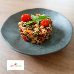 Salada de quinoa e grão de bico - receita funcional