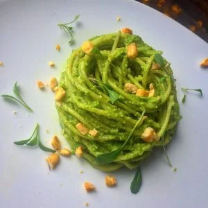 Receita de molho pesto de rúcula