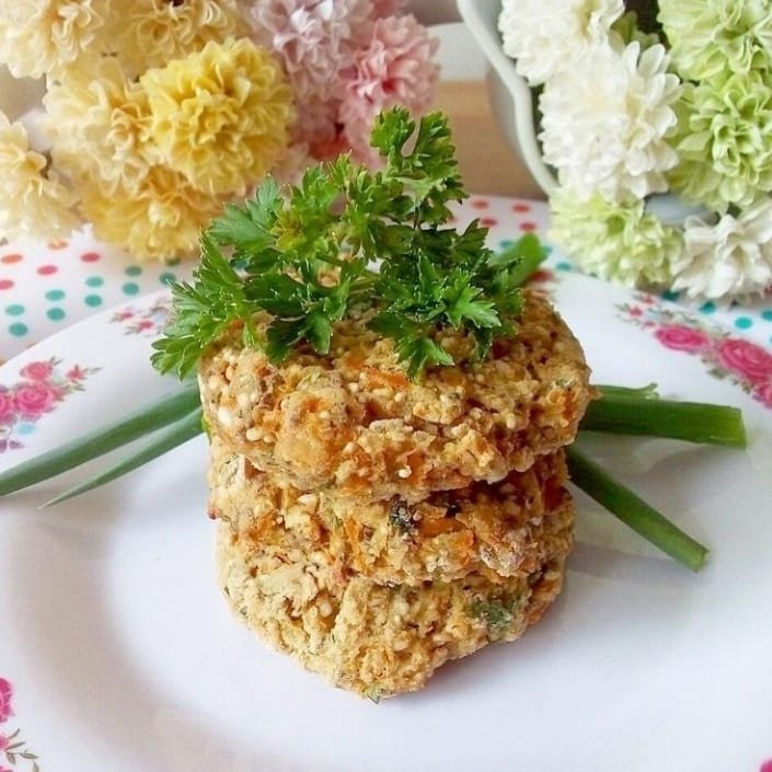 Hambúrguer vegetariano de quinoa