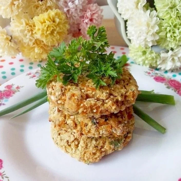 Hambúrguer vegetariano de quinoa