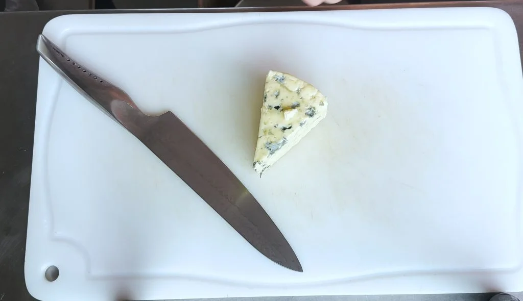 Peça queijo gorgonzola